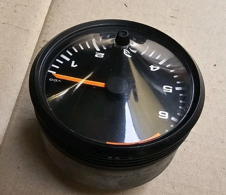 Porsche 924 1976-1983 medidor de velocímetro Foto 4 de 4