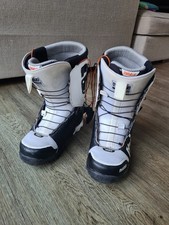 Thirtytwo 32 fast track snowboard boots size UK 10, black / white design
