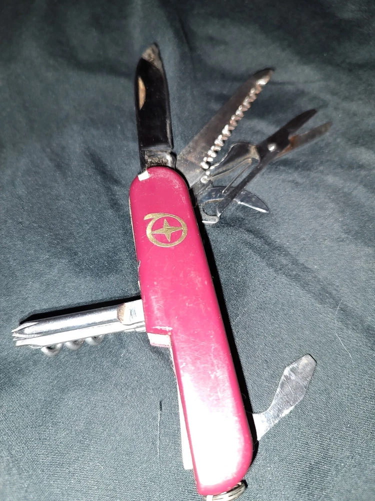 multi tool knife Scissors Saw T Pick Tweezers China.