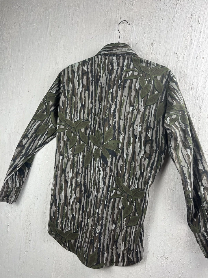 PAST Vintage Real Tree Hunting Shooting Top Made In USA Size S Colombia, MO - Image 2 of 4