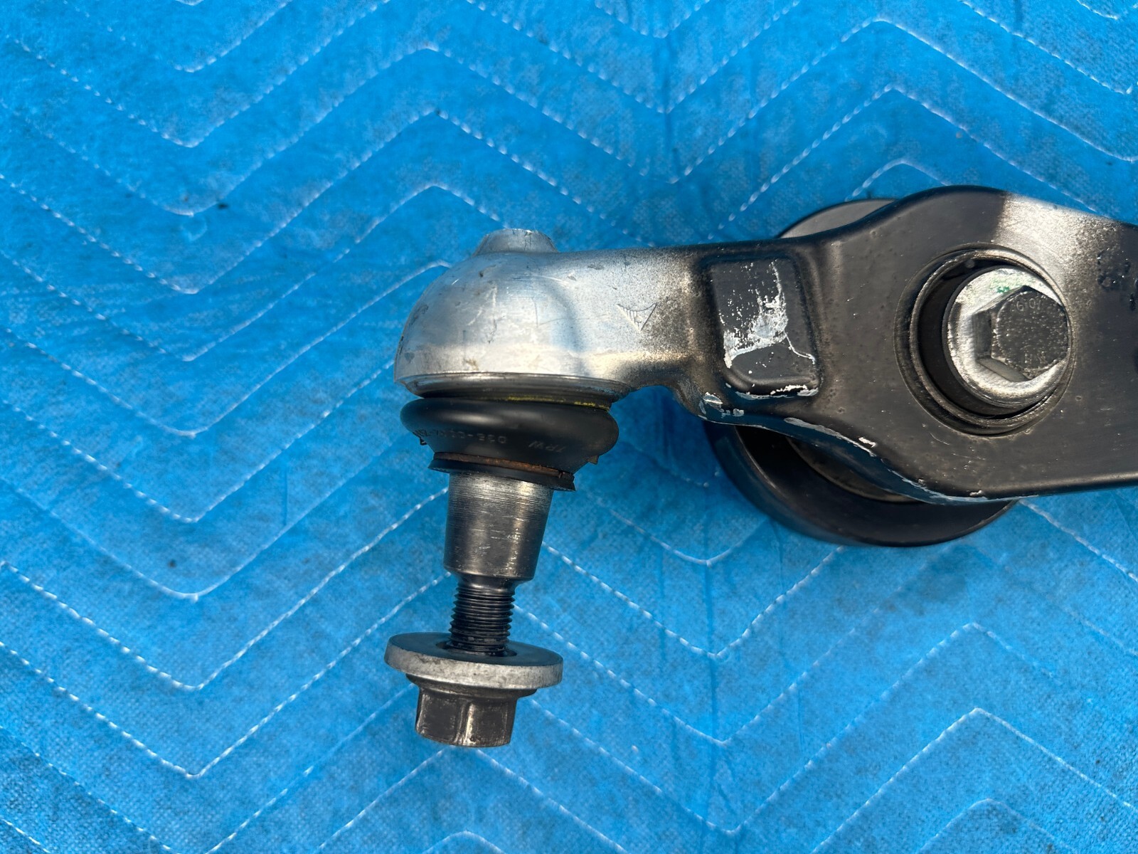 Bentley Cont Flying Spur Front Driver's Side Lower Control Arm 29k 2006-2012 OEM