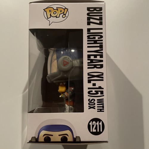Funko POP Disney #1211: Lightyear (2022) Buzz Lightyear XL-15 with Sox Figure - Picture 4 of 7