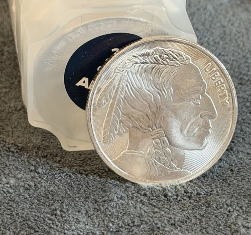 New Listing1 Troy Ounce .999 Fine Silver Round Apmex Buffalo Native American Design