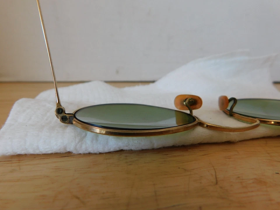 GAFAS DE SOL BAUSCH & LOMB AVIADOR DE LA SEGUNDA GUERRA MUNDIAL 1/10 12K GF de 1940 con estuche de metal original, 23/09 Foto 4 de 4