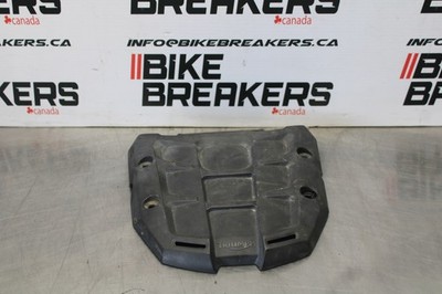 15 TRIUMPH TIGER 800 REAR RACK FAIRING COWL COVER TRIM BB873