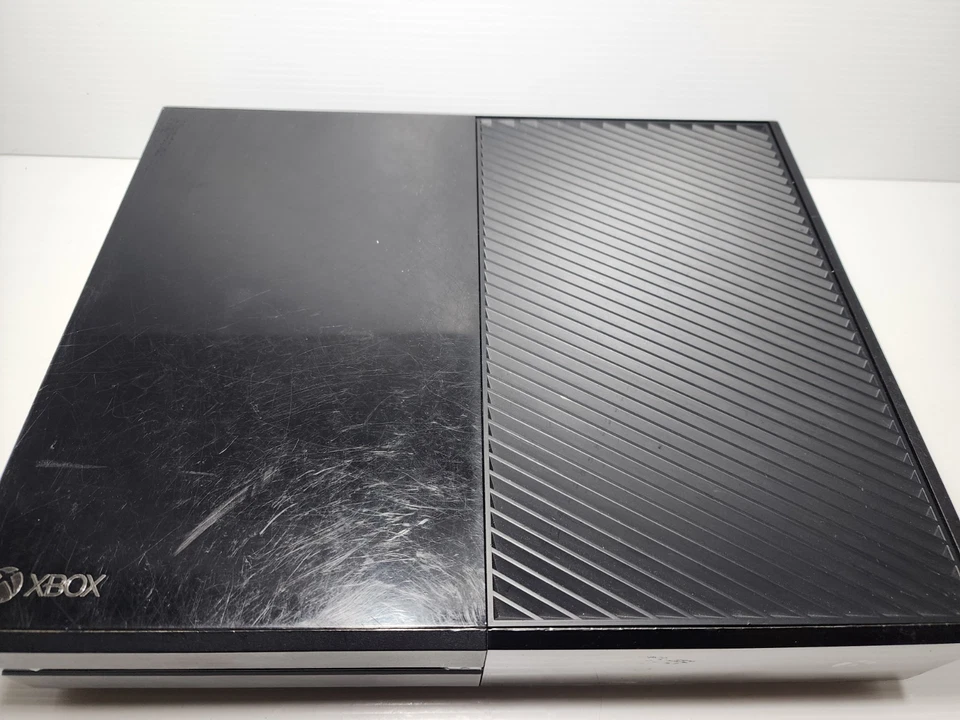 Microsoft Xbox One - PARTS / REPAIR Model 1540 500GB No Power On - READ - image 2 of 4