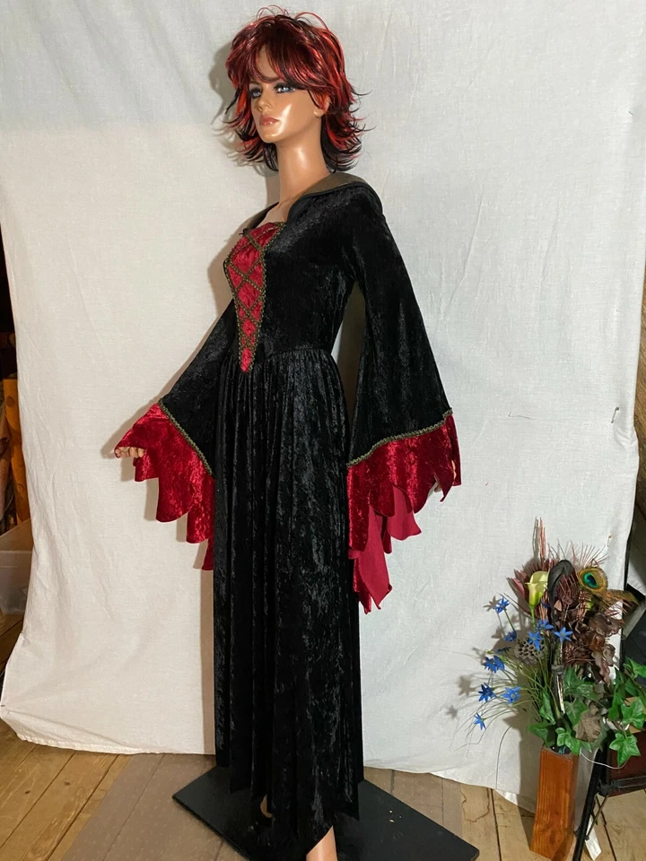 Medieval Renaissance Dress Costume Faux Velvet Black Red Goth Witch Vampire M  - Image 4 of 4