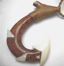 42MM COMPOSITE KOA WOOD WATER BUFFALO BONE HAWAIIAN SHARK FISH HOOK NECKLACE 27"