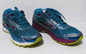 womens brooks adrenaline gts 15 size 9.5