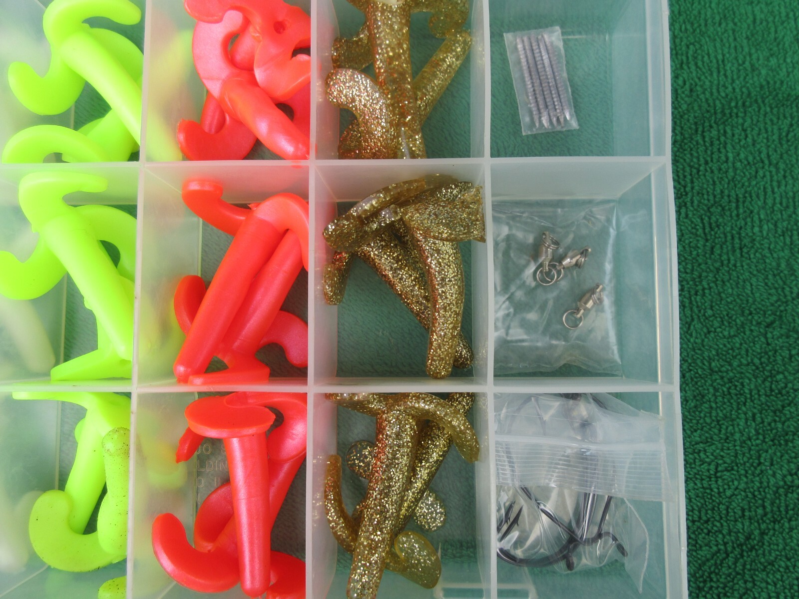 Woodstream Tackle Box w/ Fishing Supplies Lures Bait Hooks Strike King Heddon - Image 11