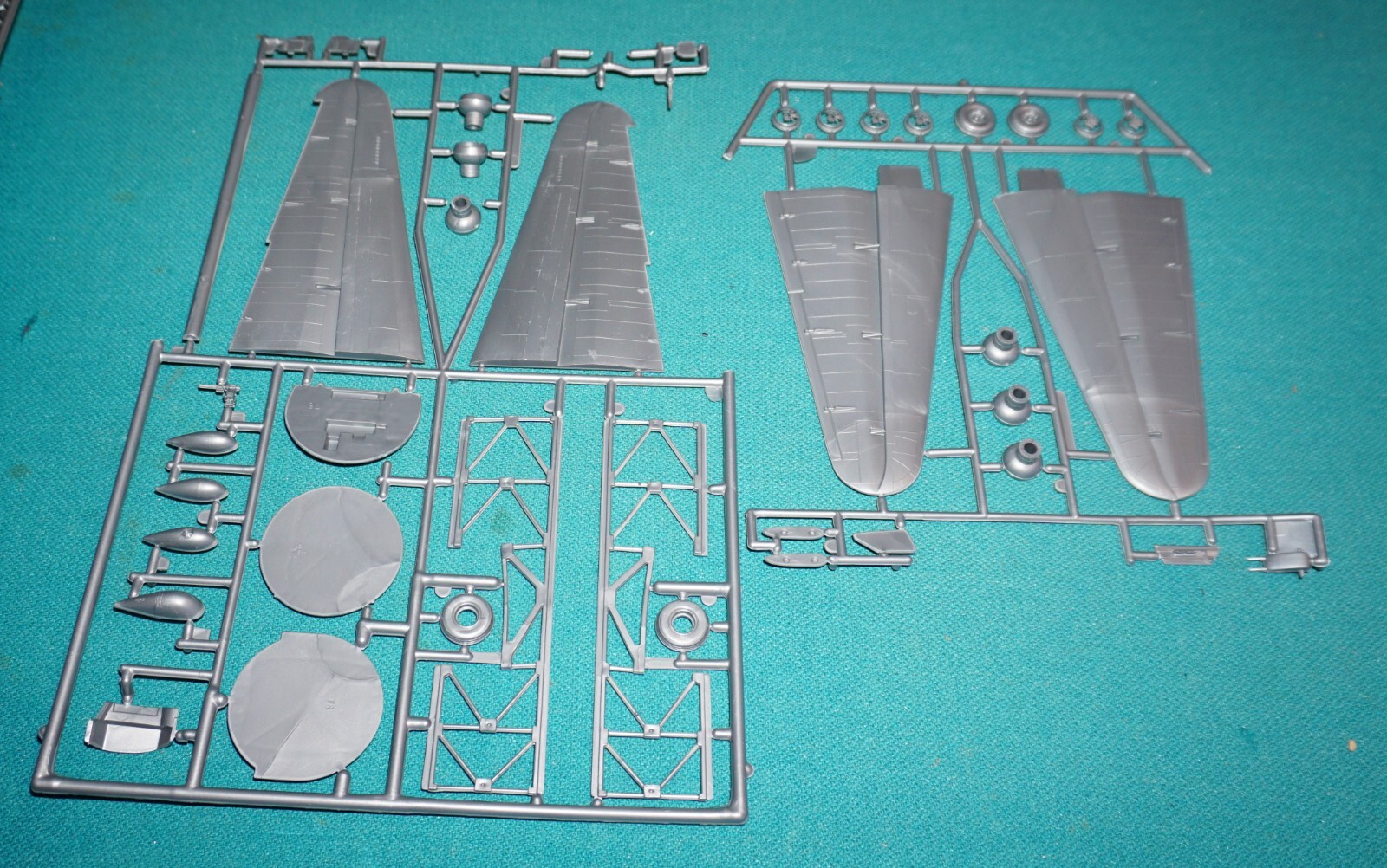 B36 Peacemaker 1/72 Monogram Stabilizers Bulkheads Tires Etc. eBay