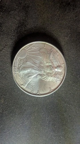 2005 American Silver Eagle 1 oz  .999 Fine