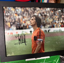 Johan Cruyff Superb Handsigned Framed Picture with (coa)