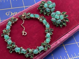 Vintage Signed Trifarari Etoile Lava Rock Rhinestone Bracelet Earring Set wow!