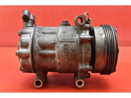 RENAULT THALIA III L8 Kondensatpumpe Klimaanalge 8200840770A 2010 28135133