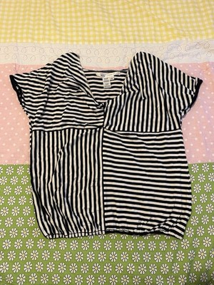 Max Studio Women s Black/White Striped Short Sleeve cowl neck work top size S