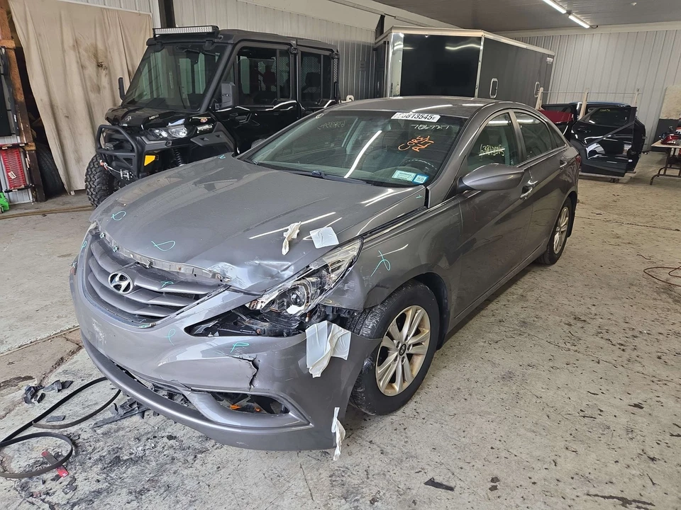 Used Washer Fluid Reservoir fits: 2013 Hyundai Sonata  Grade A - Image 2 of 4