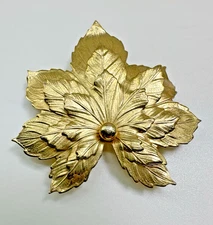 Vtg 3 Layered Maple Leaf Burst Shiny Gold Foil Tone Metal Brooch Lapel Pin 2"