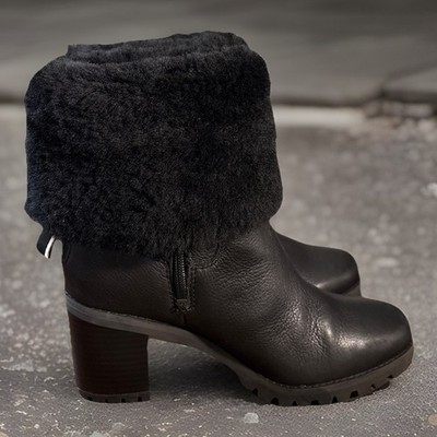 UGG LUPINE BOOT 1121063 BLACK WATERPROOF LEATHER SIZE 9 WOMAN S (AUTHENTIC) (NEW