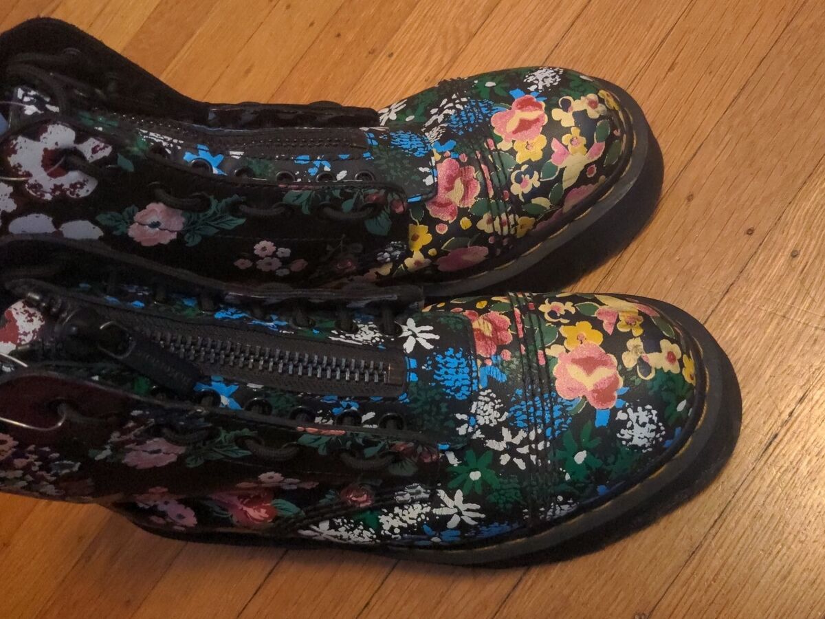 DR MARTENS BlacK SINCLAIR Floral Mashup Leather Platform DR MARTENS BlacK SINCLAIR Floral Mashup Leather Platform