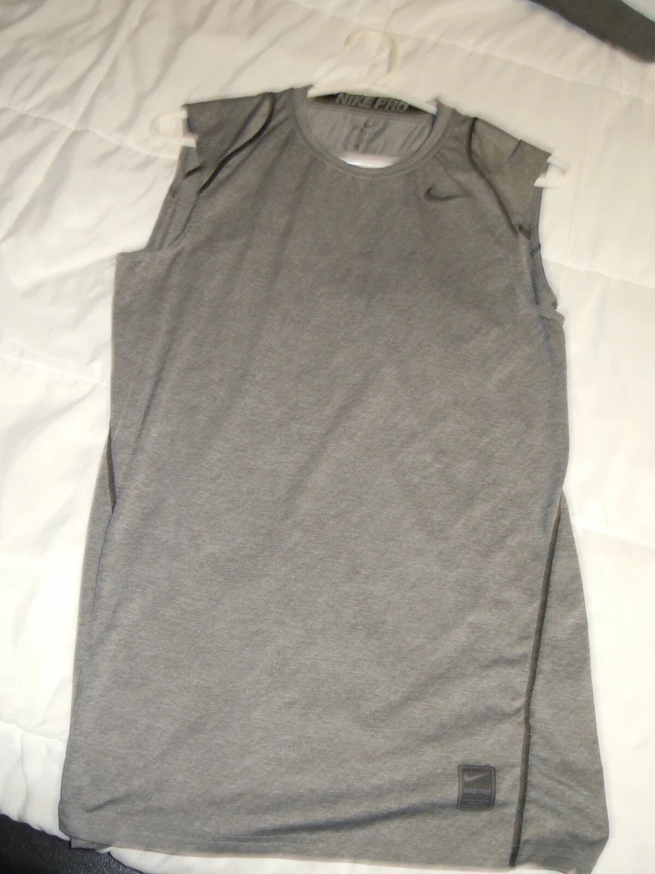 CAMISA REEBOK HOMBRE MANGA CORTA MEDIANA JERSEY -AZUL-EJERCICIO Foto 3 de 4