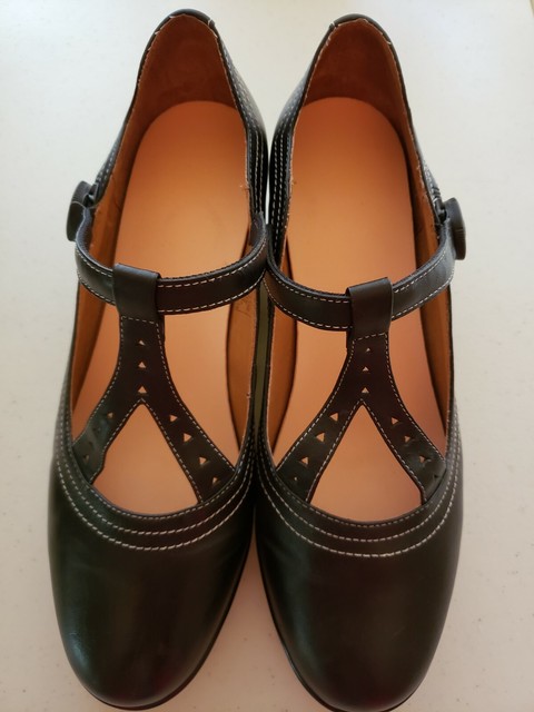 DR. COMFORT BLACK LEATHER 
