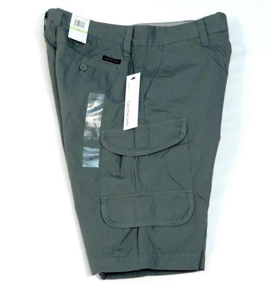 Pantalones cortos cargo de algodón verde Calvin Klein Jeans para hombre nuevos con etiquetas Foto 3 de 4