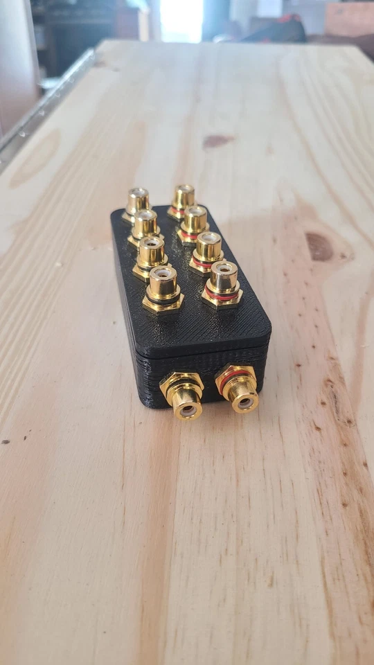 RCA distribution block 1-4 rca splitter - Image 4 of 4