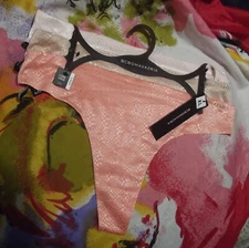 3 NEW BCBGMAXAZRIA WE8972-840-UZC LUXE LACE THONG PANTIES XL