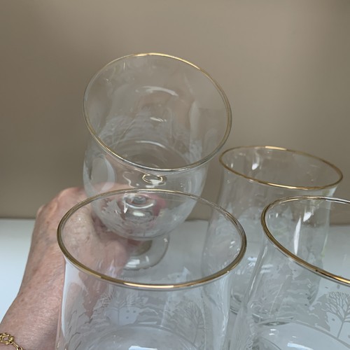 Set 4 bicchieri da vino Libbey Arby's Winter Wonderland alberi smerigliati neve vintage - Foto 4 di 5