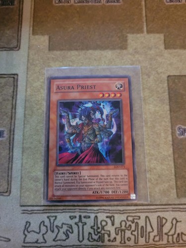YUGIOH ASURA PRIEST LOD-071 SUPER UNLIMITED ED HP 1996 - Picture 1 of 2