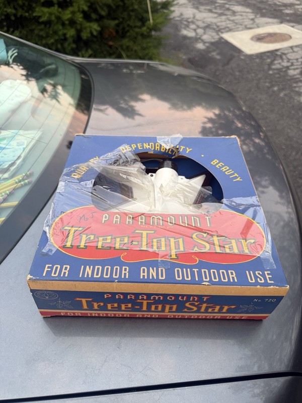 Vintage Paramount Tree-Top Star (model No. 720) W/ Original Box 