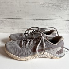 Nike Metcon 4 LM Women  s Training Shoes, US Size 6, Atmosphere Grey/Smoky Mauve