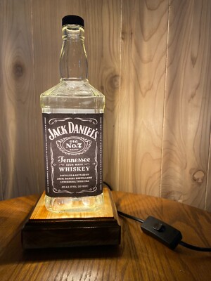 Jack Daniels Whiskey bottle lamp shade w/ wooden base man cave