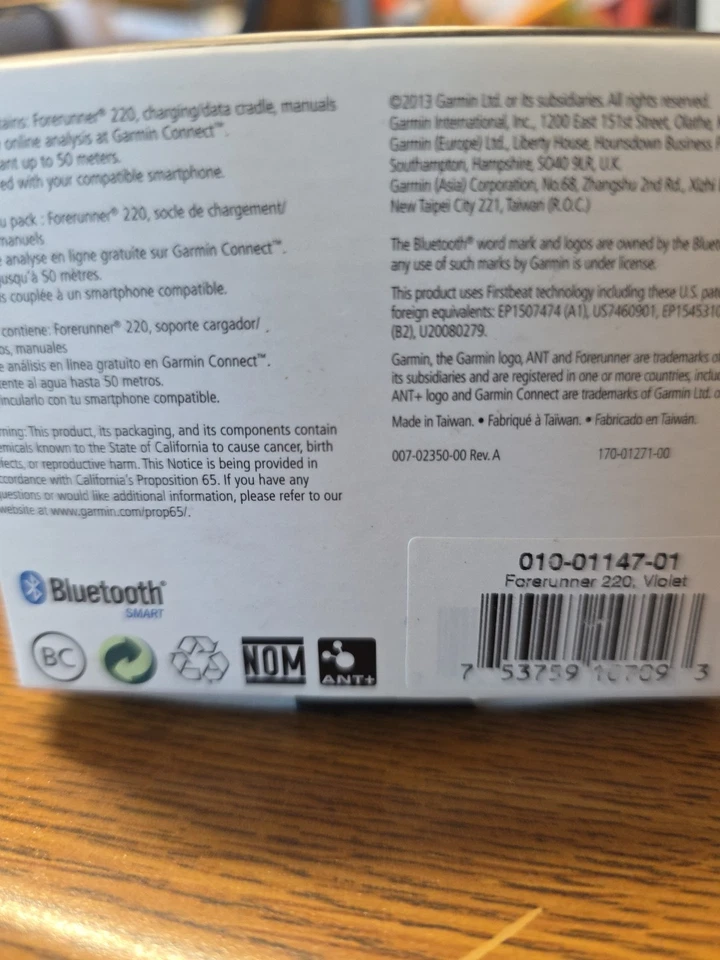 Reloj GPS Garmin Forerunner 220 Blanco/Púrpura Todo Original Caja Y Accesorios  Foto 3 de 3
