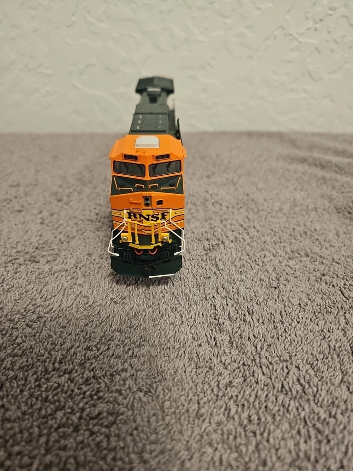 Kato GE Ac4400cw 37-6442 Bnsf #5615 Foto 4 de 4