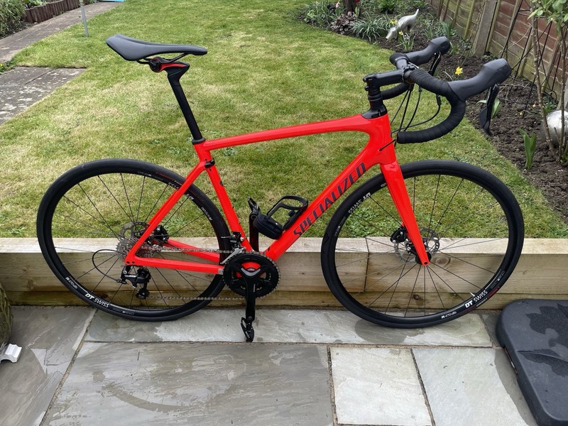 Specialized Roubaix Elite Carbon Road Bike – Size 56 – Excellent Condition