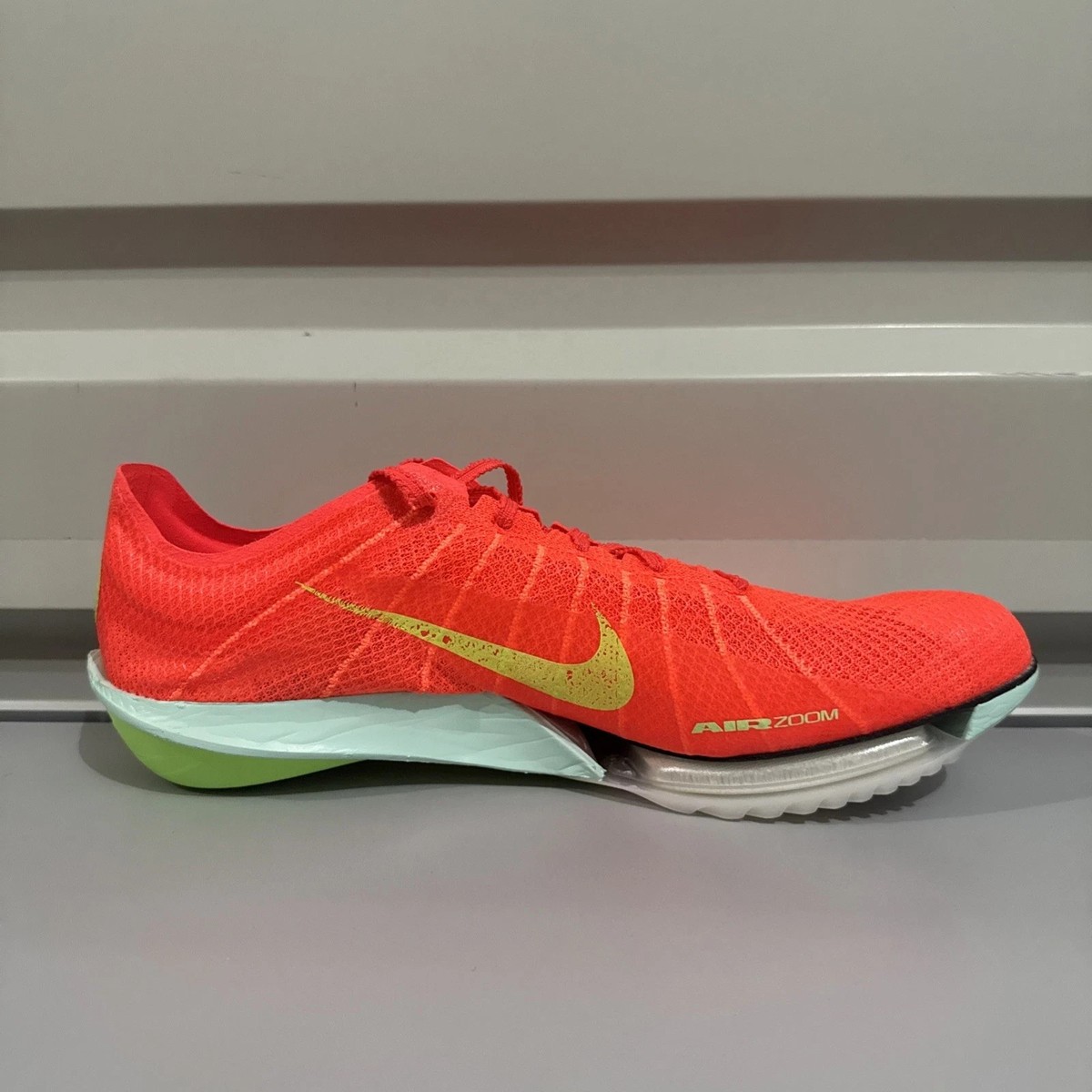 Nike Air Zoom Victory 2 Men's Size 8 Bright Crimson Track Spikes