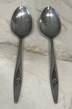 2 Oneida Lasting Rose Stainless Oneidacraft Deluxe Serving Spoons 8.25"