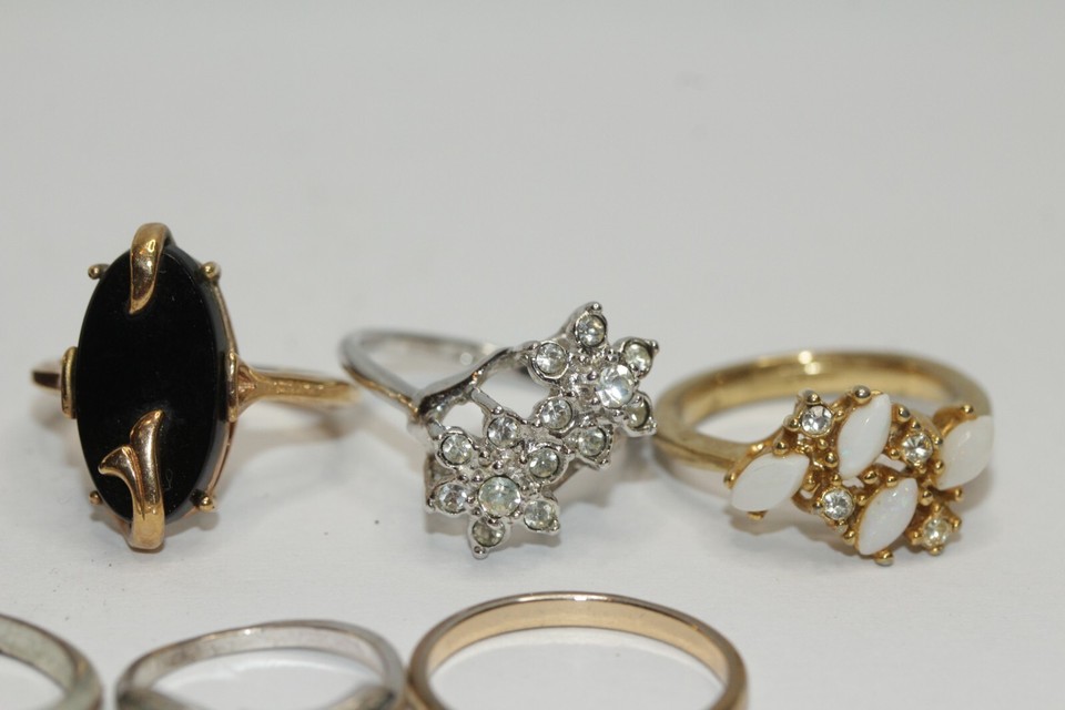 Vintage Lot of 14 Costume Jewelry Rings Mix Sizes eBay