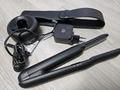 Original Cloud Nine  Cordless Iron Glätteisen und Ladestation Duo