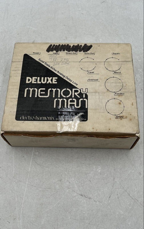 Electro-Harmonix Delay Deluxe Memory Man Digital Guitar Effects Pedal Delay