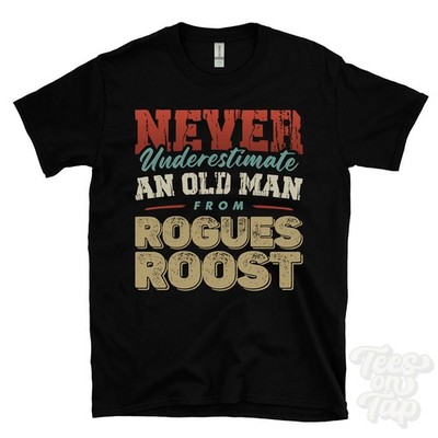 T-SHIRT UNTERSCHÄTZE NIE EINEN ALTEN MANN VON SCHURKEN lustig Weihnachtsgeschenk England