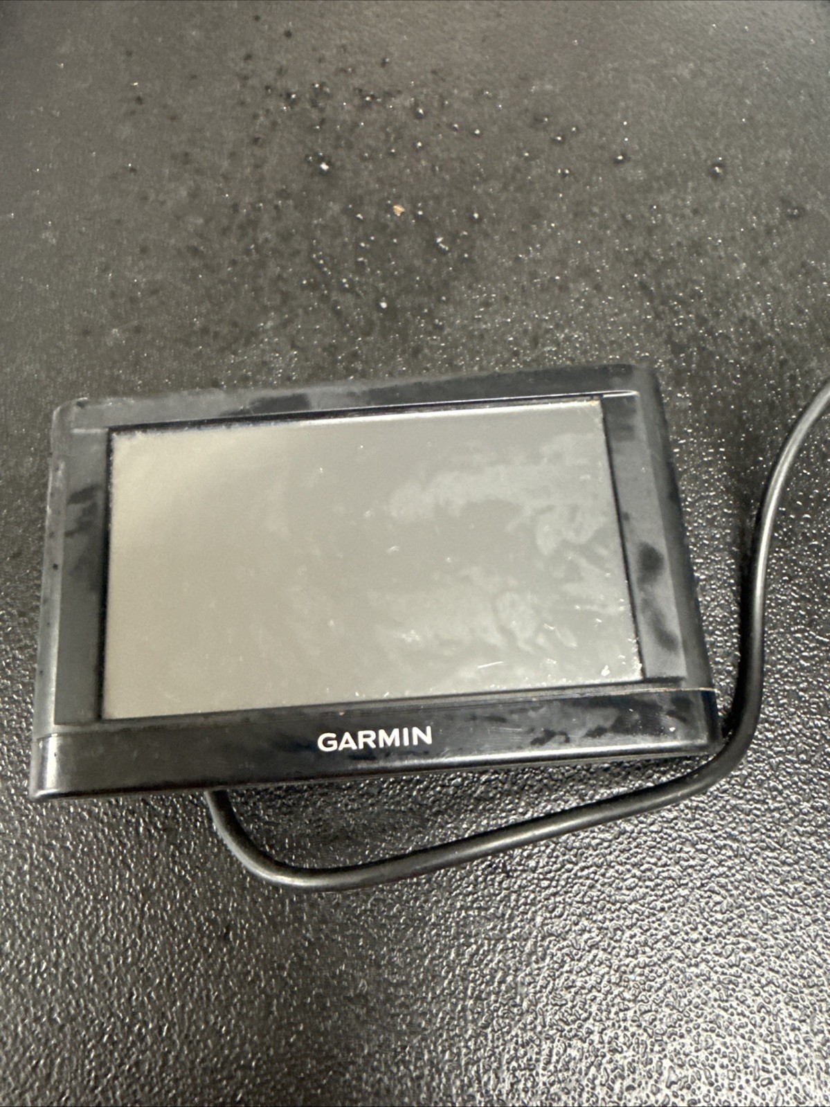 Garmin GPS 5” Screen w/ Car Charger Bundle