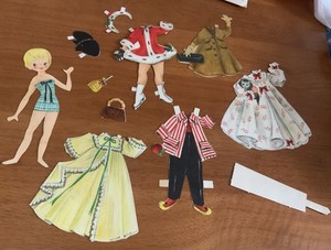 Vtg Greeting Card Hallmark Paper Doll/Clothes.