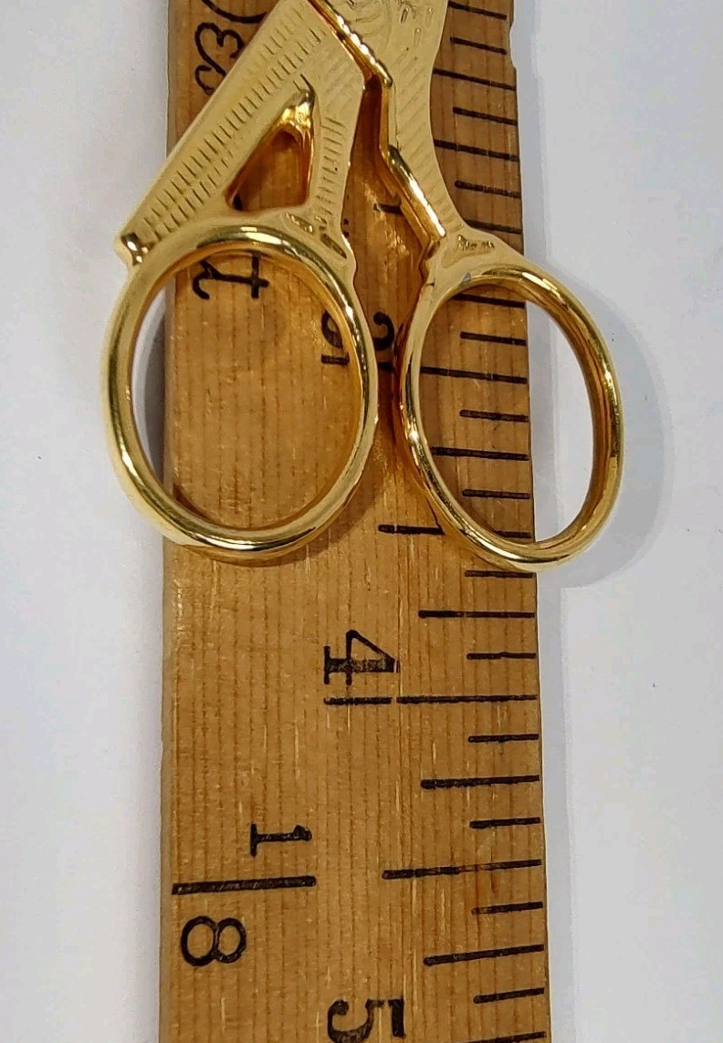 Gingher Gold Tone Stork Embroidery Scissors Leather Sheath Vintage Sewing Snips