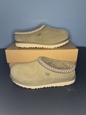UGG Tasman woman s Tan Suede woman s 6.5 slippers