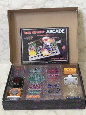 Elenco Electronic Snap Circuits Arcade SCA-200 Complete Educational Toy