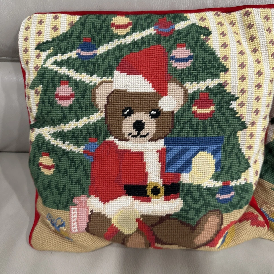 "Oso de peluche vintage de Navidad 2 almohadas de lana bordado a punta de aguja Santa 12""x12""" Foto 2 de 4
