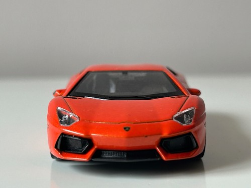 Lamborghini Aventador LP700-4 Italian Car Model Metal Diecast Toy 1:43 Welly - Picture 5 of 10